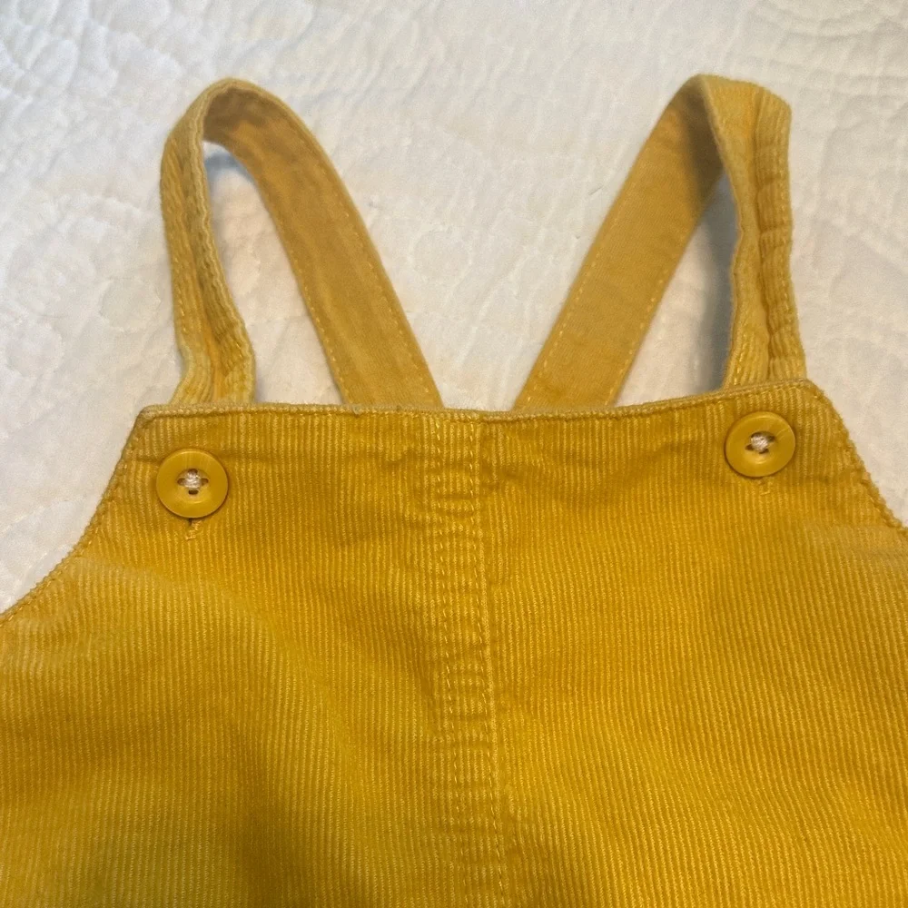 Carter's Mustard Corduroy Dress‎ with Cat Pockets girls size 24 months